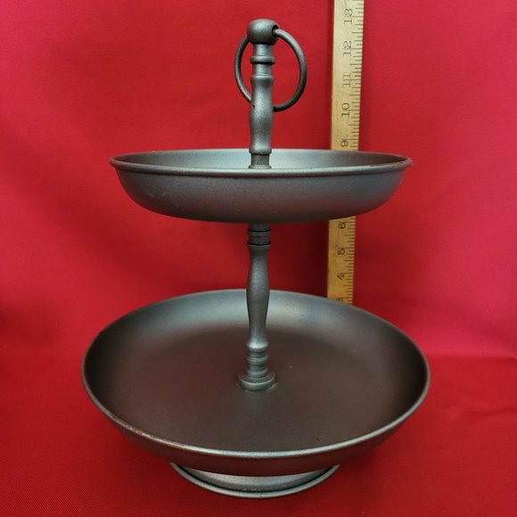 2 Tier Circular Silver Plated Cake Stand Dessert Table Tray Metal Server - Picture 6 of 14